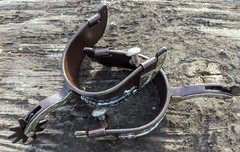 Western Spurs – Brown Iron and Silver – Team Roping Motif – Mens
