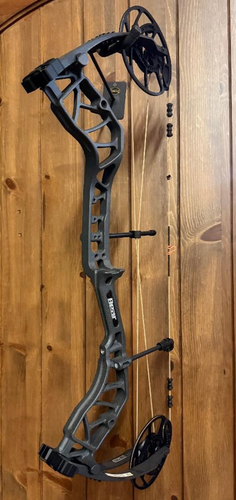 Mint Bear Archery Whitetail Legend PRO Compound Bow 45-60lb Stone Gray PEEP/Loop