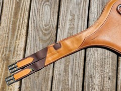 Devoucoux Light Brown Padded Belly Guard Stud Jump Girth – 50″-125cm – NWOT