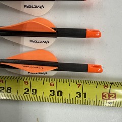 Item 4072 – Victory Archery VForce Elite Arrows 300 Spine 6 Arrows Included