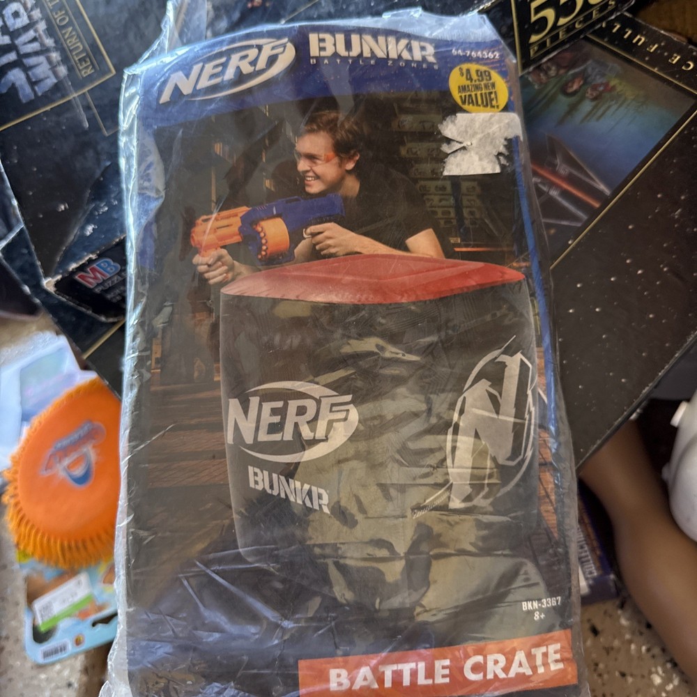 Nerf Bunkr Battle Zones Inflatable Battle Crate Red 19″x 19″x 22″ New