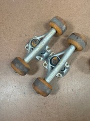 2 sets Vintage Used Skateboard Trucks 1990s ~ GRIND KING & SICK AIR
