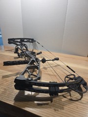 Used Elite Option 7 Package RH 65lb 29.5 Inch Draw