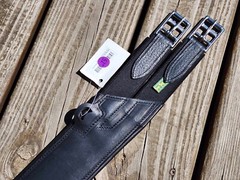 Devoucoux Black/Black Padded Anatomic English Jumper Girth – 52″/130cm – NWT!