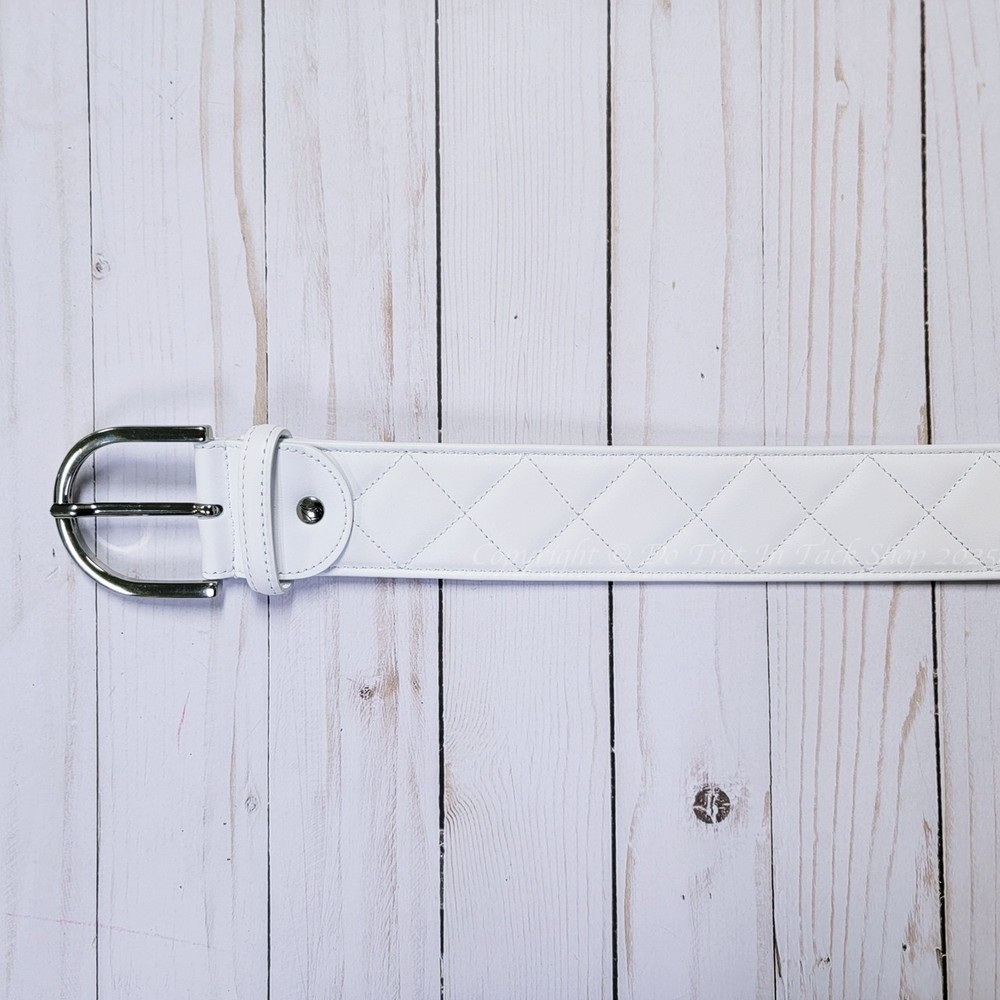 Tailored Sportsman Quilted Leather Belt – White/Silver