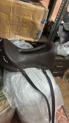 Black/Brown Synthetic Endurance Saddle – Lightweight Comfortable With Stirrups