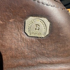 Benz München Grand Prix Spezial 17” Jump Saddle Close Contact Germany