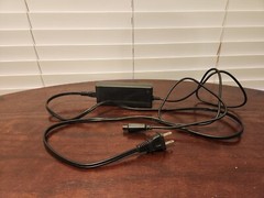 COMING DATA CD LITHIUM CHARGER CP3615 Input 100-240v .50/60 Hz 42V/1.5A