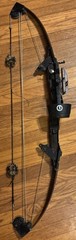 Vintage Bear Whitetail Hunter Compound Bow 50 Inch With Camo Holder Zip Bag