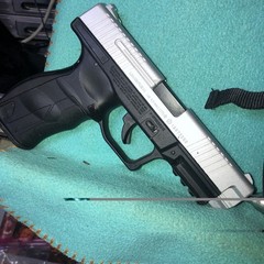 Umarex Glock 19 CO2 .177 Caliber BB Airgun 2 magazines co2 cartridge no ship