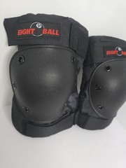 Eight Ball Kneesaver Knee Pads (1-Pair), Black, 8+
