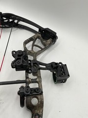 NICE 👍Bear blackout pursuit compound bow black/red 70Lb