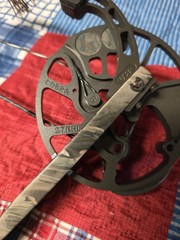 MATHEWS STITCHBACK COMPOUND HUNTING BOW RH LOADED RIGHT HAND 27″ 60LBS BOWHUNT