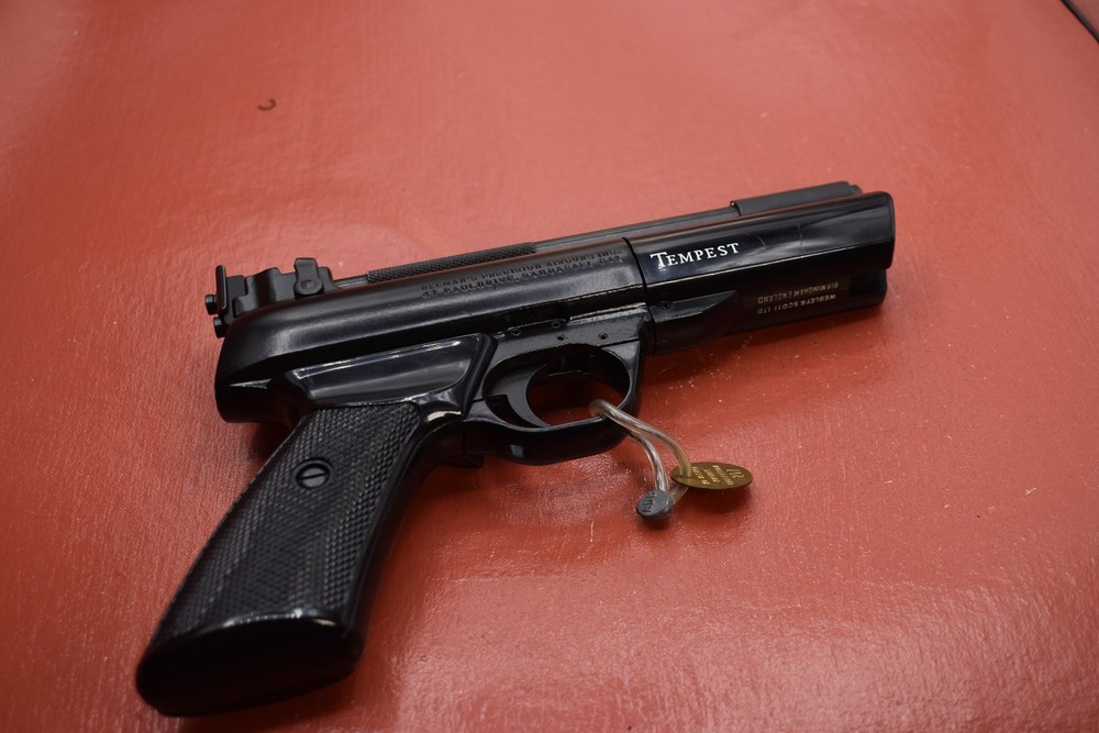 WEBLEY TEMPEST Air Pistol .177 cal Webley Scott English used NICE San Rafael