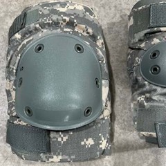 US Military GI ACU Elbow And Knee Pad Sets Sizes Sm – Med – Large Available