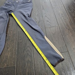 Schockemohle Eleonore show breeches size EU 36 US 6 silicone Knee Grip