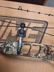 Prime Logic CT-3 Compound Bow Right Hand 55-65# 335fps!