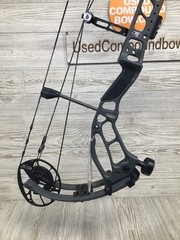 NEW IN BOX W/WARRANTY PSE EVOLVE 30 – Charcoal – 70 – LH – EC2