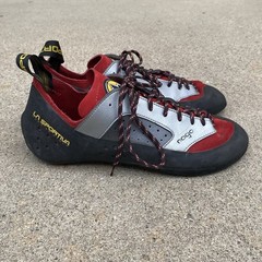 La Sportiva Nago Climbing Shoes EU 43 Men 10 Women 11 Red Vibram Edge Italy