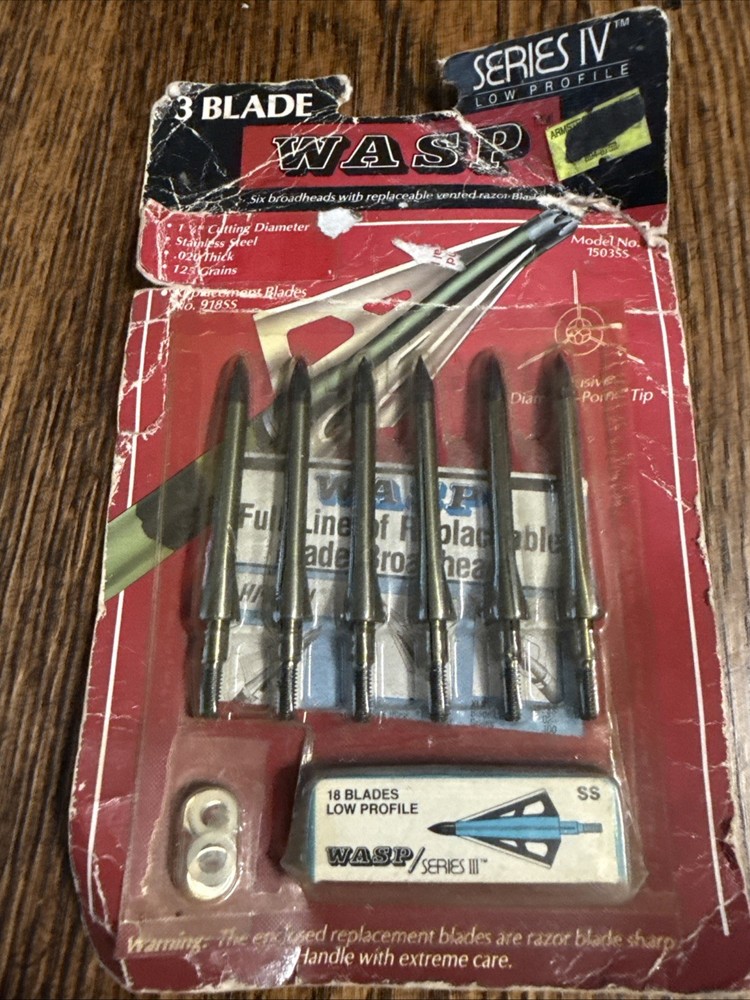 Original Wasp Series IV 3 Blade 125 grain Broadhead Set – #1503SS – NOS 6 Pack