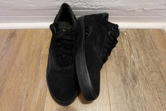 Gravis Arto Mid Black/Black Size 9 RARE