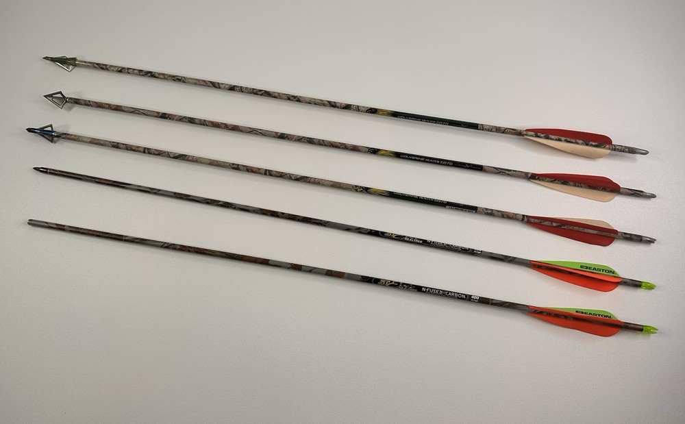 Lot of Arrows W/ Broadheads Wolverine Hunter 6070 & St Epic Realtree N-Fused