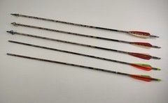 Lot of Arrows W/ Broadheads Wolverine Hunter 6070 & St Epic Realtree N-Fused
