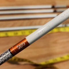Easton 6.5MM Carbon Target Complete Arrows 300 Spine 30in White Vanes