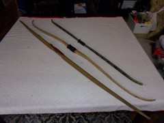 Wood and Fiber Glass Recurve Long Bow Lot for Repair or Wall Hangers