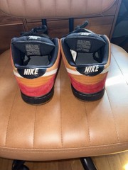 Nike SB Dunk Low UN -RayGuns (Reverse Ray Guns) Size 8.5 READ DESCRIPTION