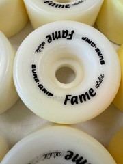 Sure Grip indoor Labeda Fame Spirit art indoor Roller Skate Wheels 57mm 3 Sets