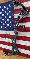 BOWTECH – Virtue Compound Bow – RH 70 + EXTRAS