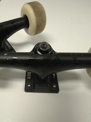 Sonora Thunder 145 Skateboard Trucks With DGK 53 mm Wheels & Mounting Screws