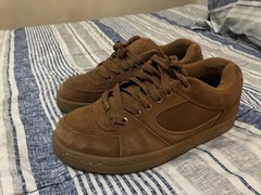 éS Brown Suede Low Top Lace-Up Skateboarding Shoes Men’s US 8.5 D