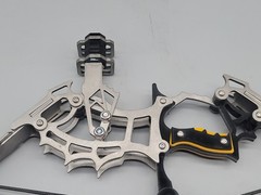 JINCENE 9″ Mini-Compound Bow Compound Bow Set Aluminum Silver & Black W/4 Arrows