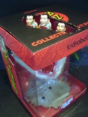 PEE-WEE HERMAN SCREAMS HAND Custom Kidrobot Santa Cruz Screaming Hand Figure