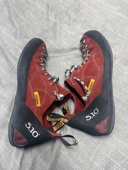 5.10 Five Ten Stealth C4 Red Suede Lace Up Climbing Shoes Men’s Size 12