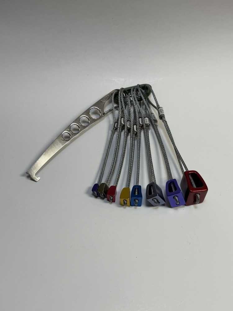 Black Diamond Climbing Stopper Set – Size 5 to 13 Missing #12 & #4 8 pieces