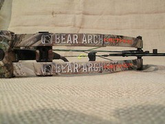 BEAR ARCHERY METHOD COMPOUND BOW RH 60LB/26.5-31″ W/CASE L@@K