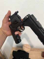 Crosman – The Ultimate In Backyard Target Air Pistols