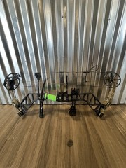 Bear Radiant Archery Bow RTH Extra 70# RH Mossy Oak DNA Camo AV45A1X0E7R