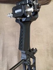 * (2018 & Older) 5 Angles * Mathews Grips – Triax Halon Monster Switchback TRX