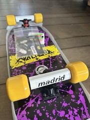 MADRID BACK TO THE FUTURE VALTERRA 40TH ANNIVERSARY COMPLETE SKATEBOARD NEW 1113
