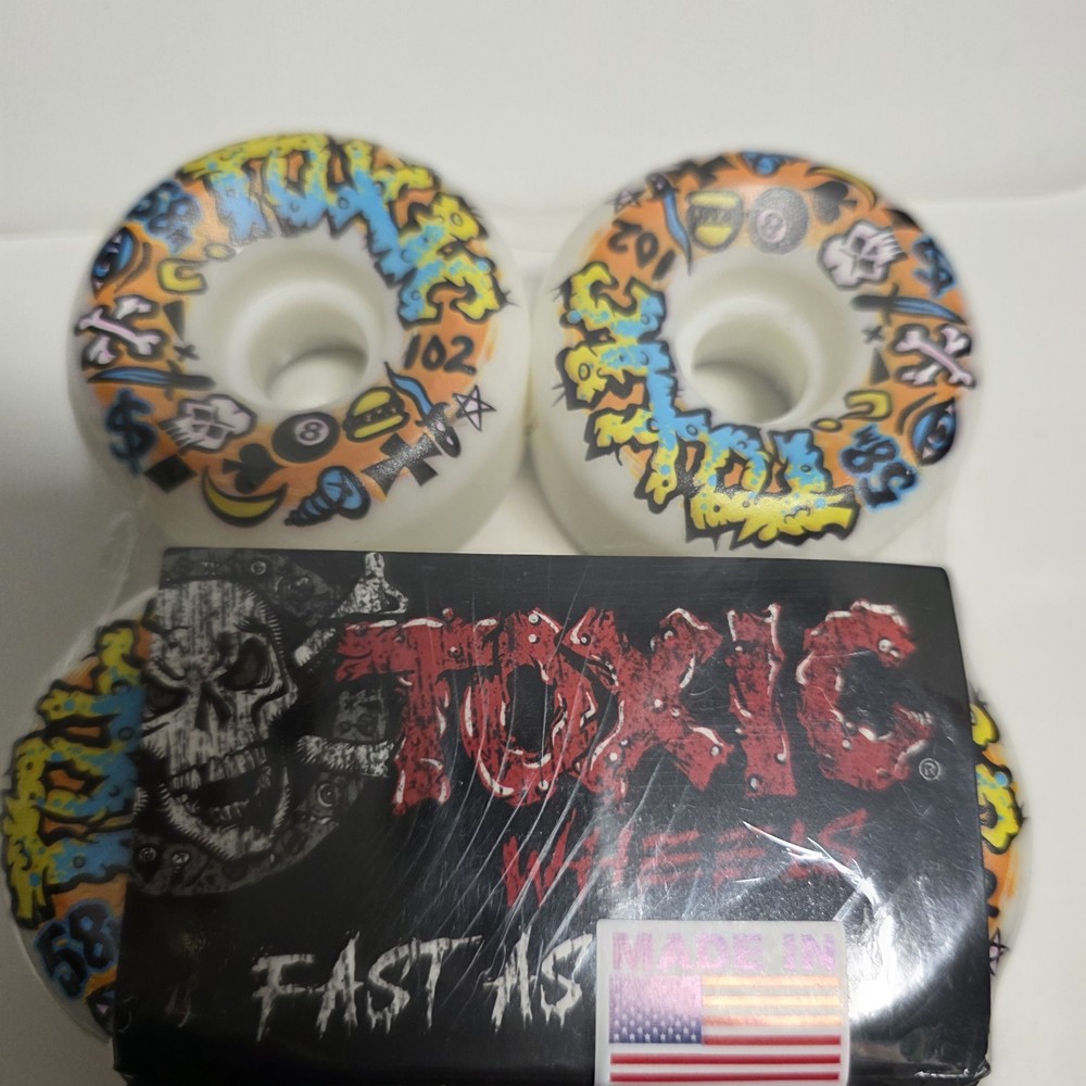 TOXIC TEAM 58MM 102A WHITE SOLID WHEELS SET