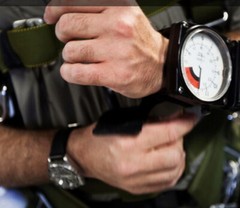 Alti-2 Sky Diving Aneroid Altimeter MA2-30 Black Military 24k Feet for wrist