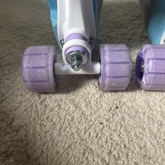 Roller Derby Pixie Women/youth Iridescent Blue Roller Skates Adj size 3-6