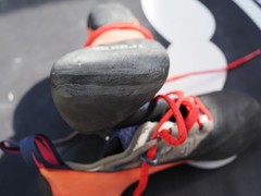 New Evolv Oracle climbing shoes US 11.5