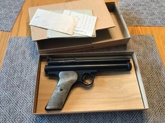Vintage Crosman Model 150 Pellgun, .22 Cal Co2 Air Pistol, Box, Original Receipt