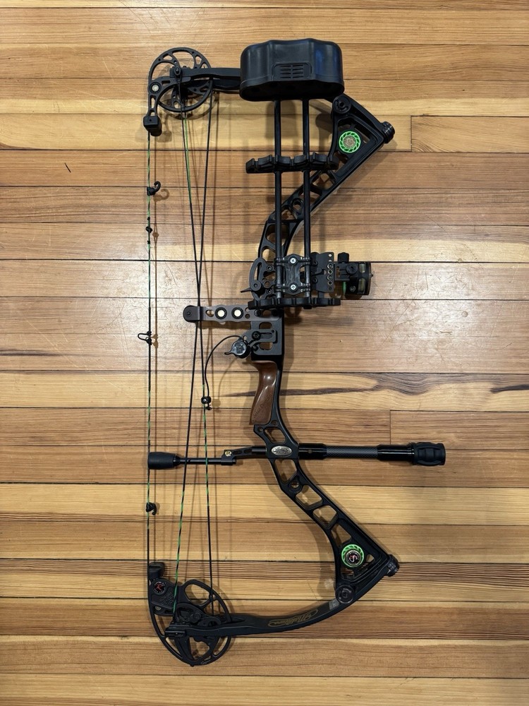 Mathews Reezen 6.5 RH 28.5/60 “BLACK OUT VERSION” Loaded and Clean!!