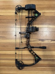 Mathews Reezen 6.5 RH 28.5/60 “BLACK OUT VERSION” Loaded and Clean!!